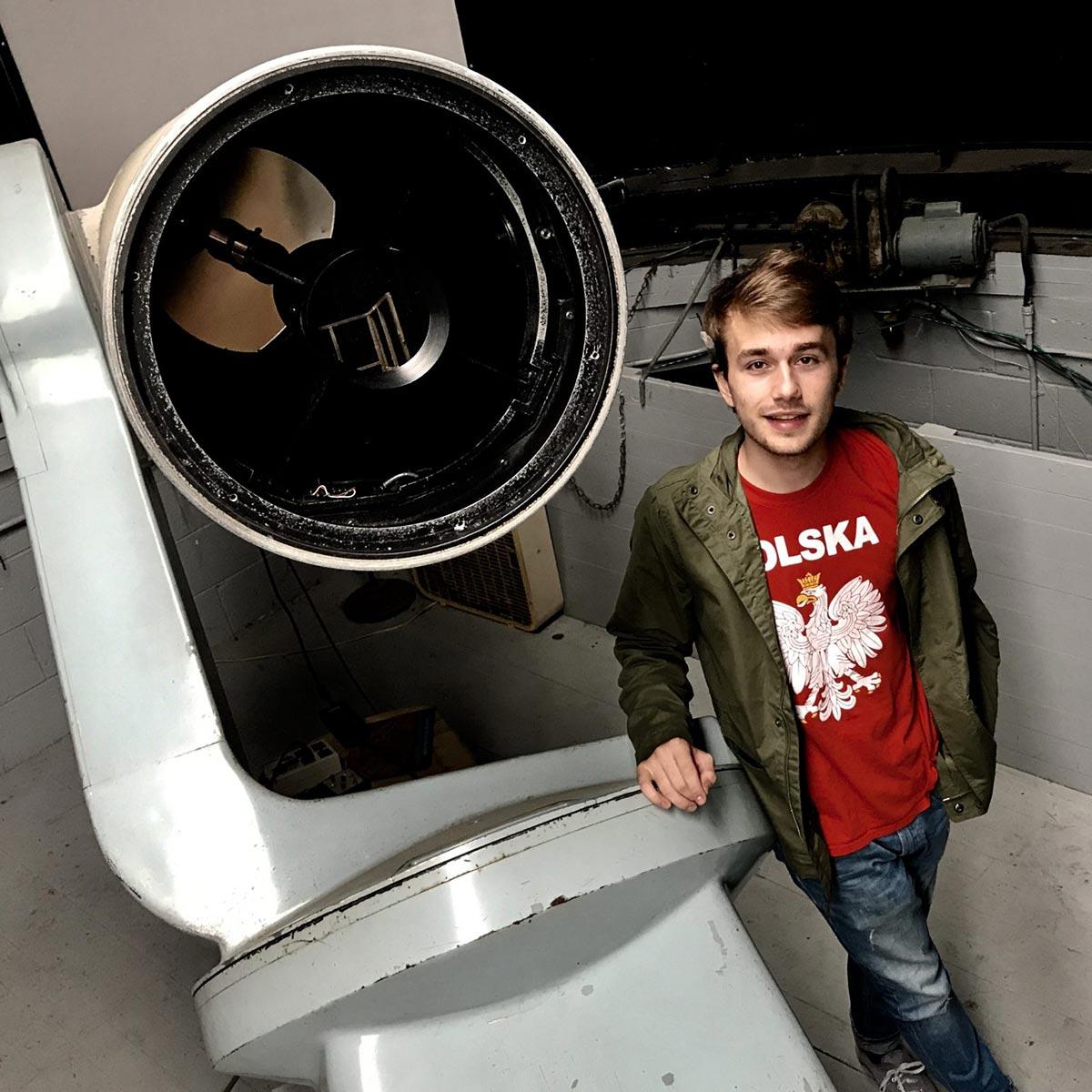 Jacob Pilawa ’20 with the telescope at ɫTV's Foggy Bottom Observatory